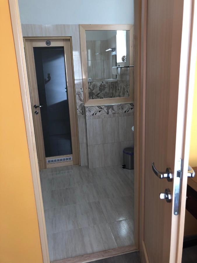 Korycany Dnm Inn מראה חיצוני תמונה