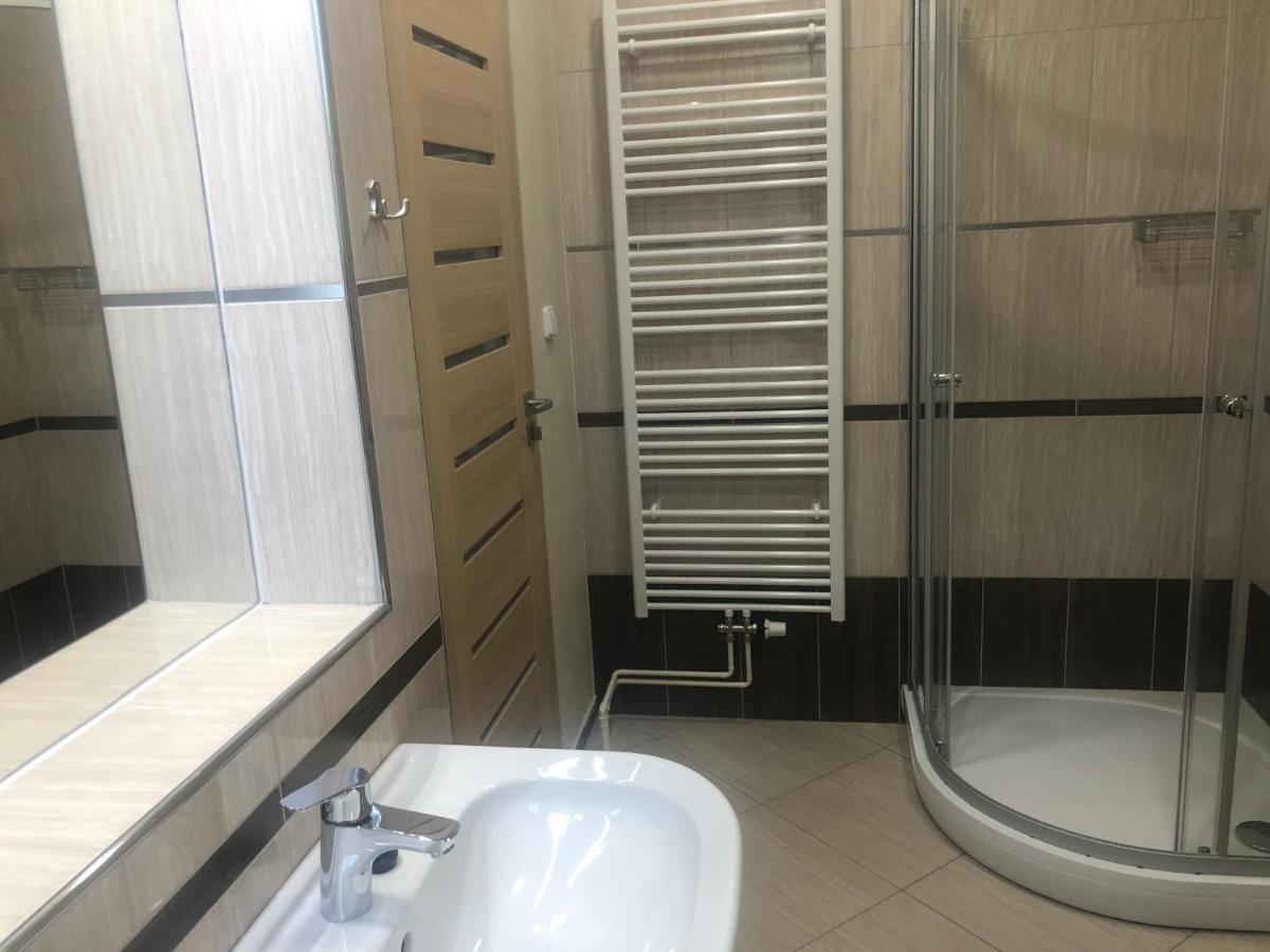 Korycany Dnm Inn מראה חיצוני תמונה