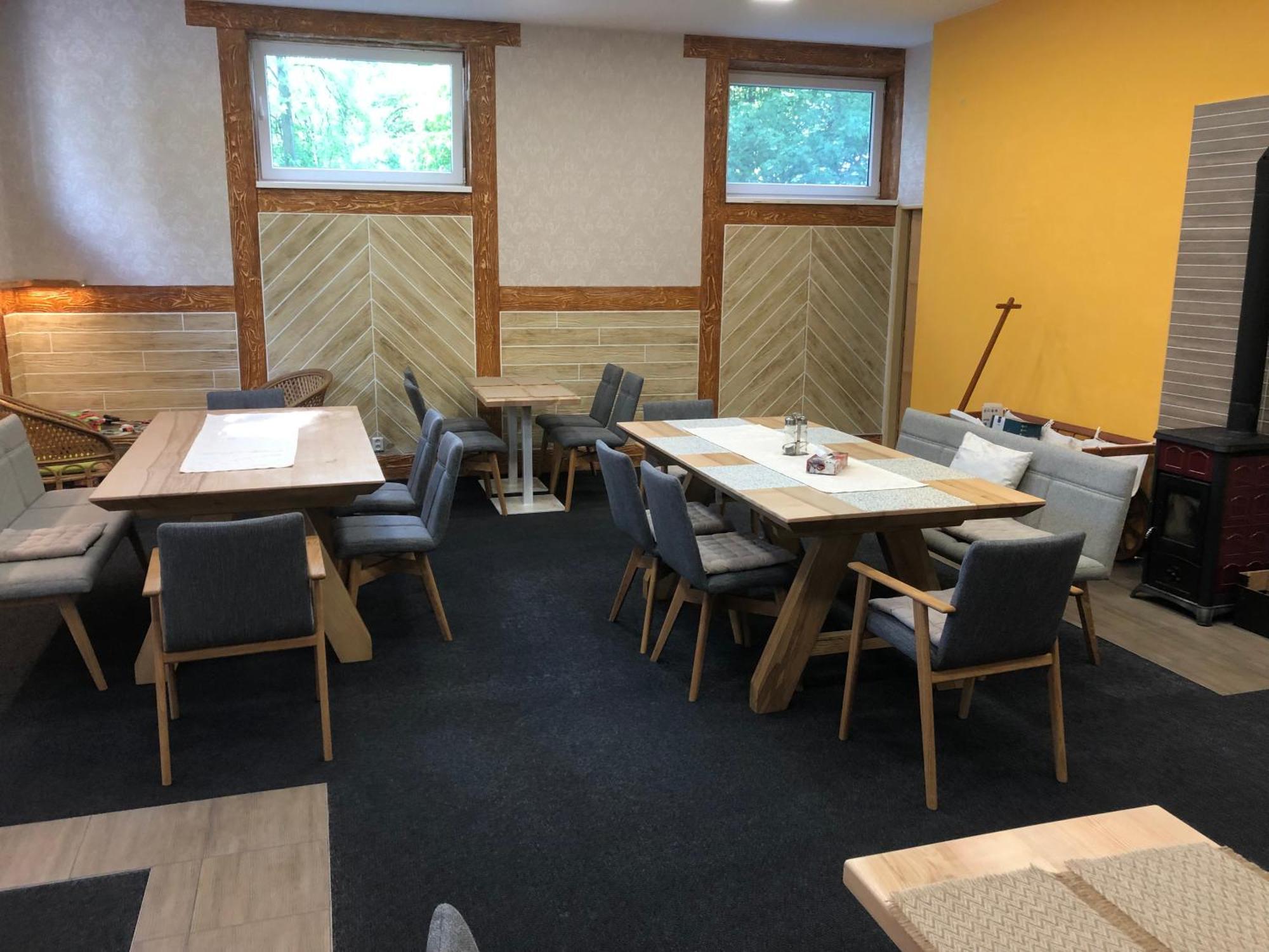 Korycany Dnm Inn מראה חיצוני תמונה