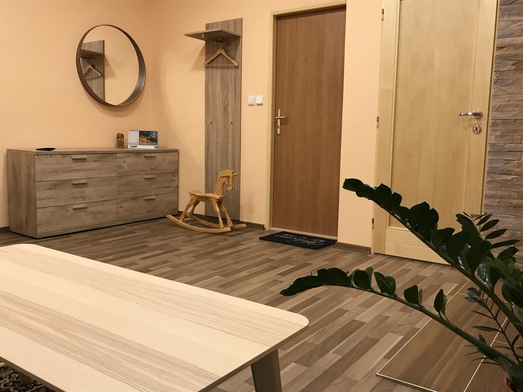 Korycany Dnm Inn מראה חיצוני תמונה