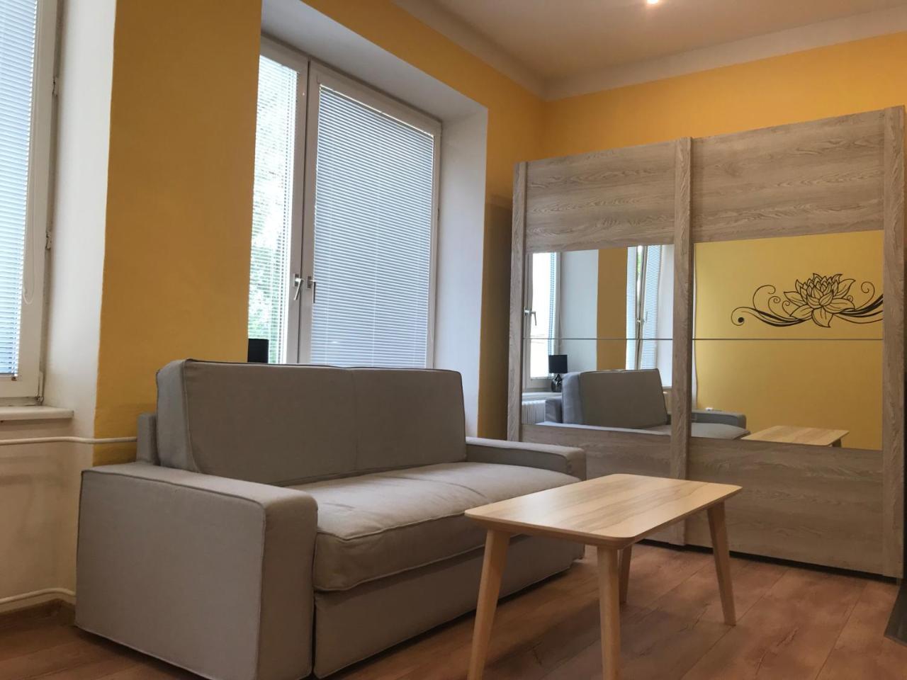 Korycany Dnm Inn מראה חיצוני תמונה
